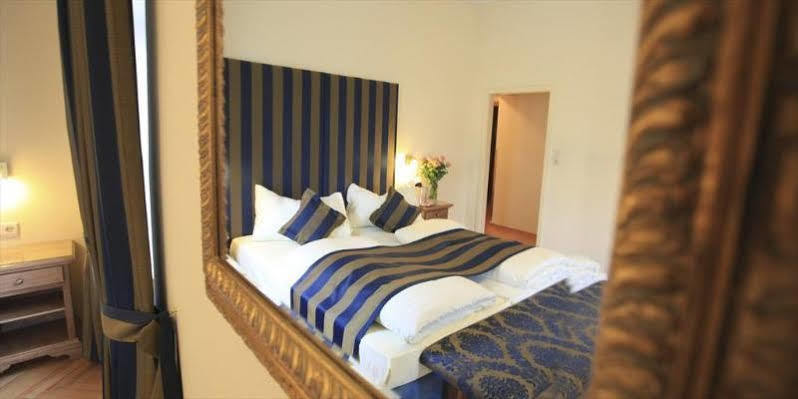 Numa Mozart Aparthotel 4*